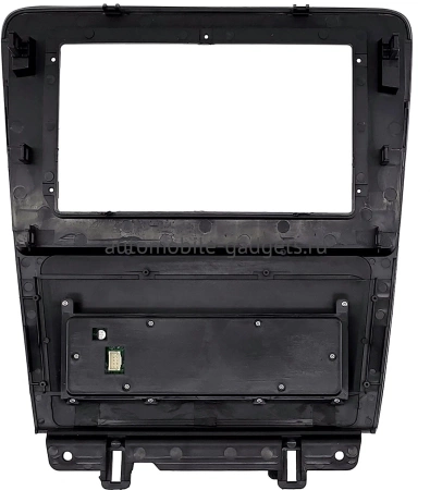 Штатное головное устройство Teyes CC2L PLUS 2/32 10 дюймов RM-10-6175 для Ford Mustang 5 2009-2014 на Android 8.1 (DSP, IPS, AHD)