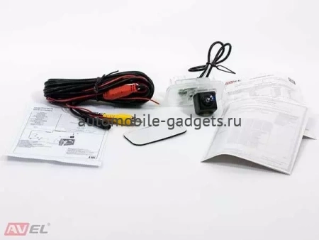 Штатная HD камера заднего вида AVS327CPR (#207) для автомобилей Toyota Camry 2017+