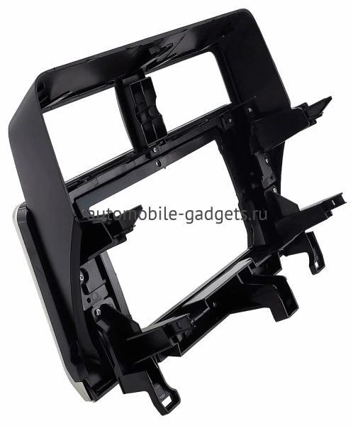 Штатное головное устройство Toyota Land Cruiser Prado 150 2017-2024 (серебряная) Teyes CC2L PLUS 1/16 10 дюймов RM-1038 на Android 8.1 (DSP, IPS, AHD) (для авто без 4 камер)