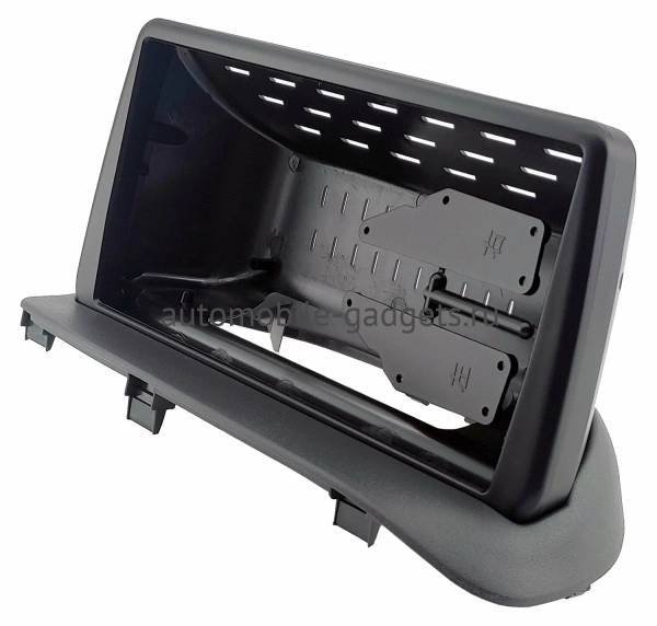 Штатная магнитола Mitsubishi Space Gear 1997-2007 (левый руль, взамен верхнего бардачка) Canbox M-Line 4542-9-0104 на Android 10 (4G-SIM, 4/64, DSP, QLed)