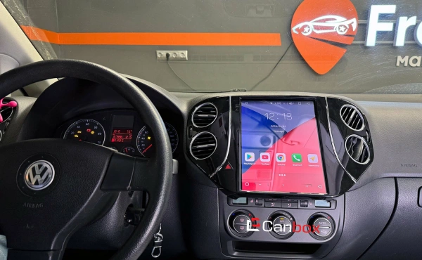 Штатное головное устройство Volkswagen Tiguan 2007-2017, Golf Plus 2005-2014 Canbox H-Line (Tesla style) 9.7 дюймов 6/128 5627-1312-46 на Android 10 (4G-SIM, DSP, QLed)