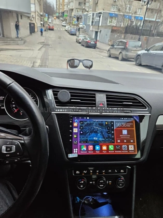 Штатная магнитола Volkswagen Tiguan 2 2016-2023 Canbox M-Line 4543-10-1122 на Android 10 (4G-SIM, 2/32, DSP, QLed)