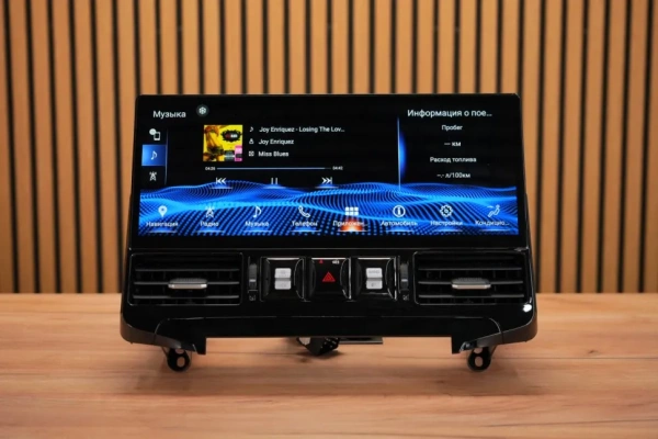 Radiola RDL-LC200 High DH17 монитор 17" для Toyota Land Cruiser 200 2015+ на Android 13 c 8GB, 4G