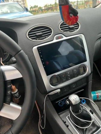 Штатная магнитола Canbox GT9-9060 для Ford Focus 2 2005-2011 с климатом 2/32 Android 10 (IPS, DSP, CarPlay)