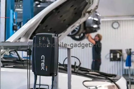 CTEK PRO25SE Мощное зарядное устройство с длинными кабелями для зарядки аккумуляторов всех типов включая литиевые и AGM