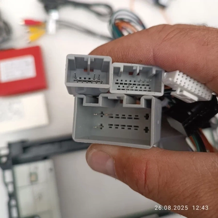 Carmedia SF-9601-2-MKD-9509-2K-12512-D7 Штатная магнитола для Land Rover Discovery Sport 2014-2019 на Android 13, 12GB, DSP, 4G