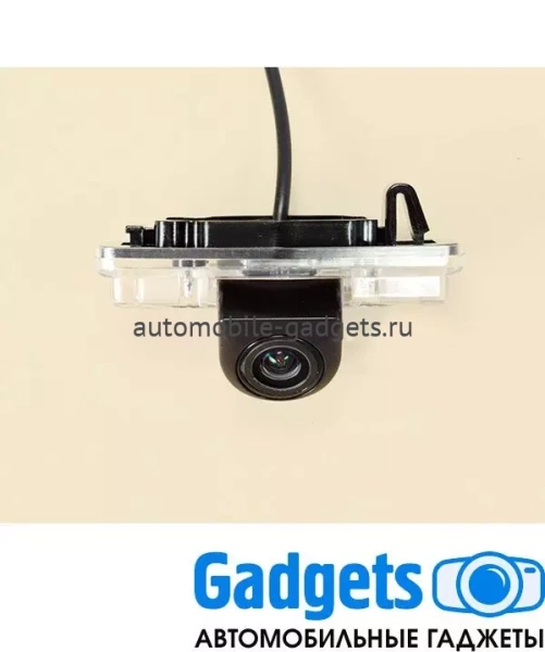 Штатная камера заднего вида для Honda Accord (2002-2012), Civic 4D VIII (2006-2012) Far-Car Winca №808 Штатная камера заднего вида для Honda Accord (2002-2012), Civic 4D VIII (2006-2012) Far-Car Winca №808