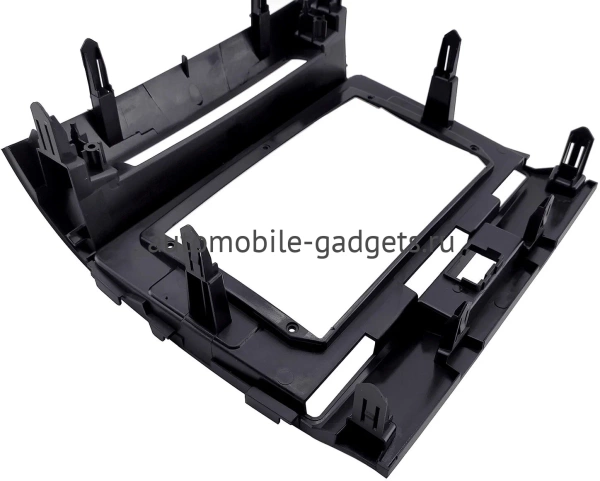 Штатное головное устройство Toyota Land Cruiser 200 2007-2015 (для авто без NAVI, черная матовая) Teyes CC2L PLUS 1/16 10 дюймов RM-10-010-1 на Android 8.1 (DSP, IPS, AHD)