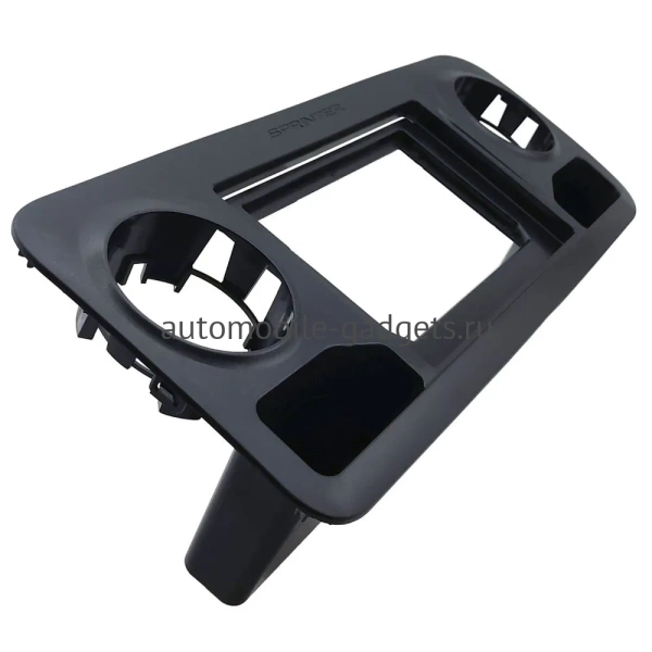 Штатное головное устройство Teyes CC2L PLUS 1/16 10 дюймов RM-10-2049 для Mercedes-Benz Sprinter (w907) 2018-2024 на Android 8.1 (DSP, IPS, AHD)