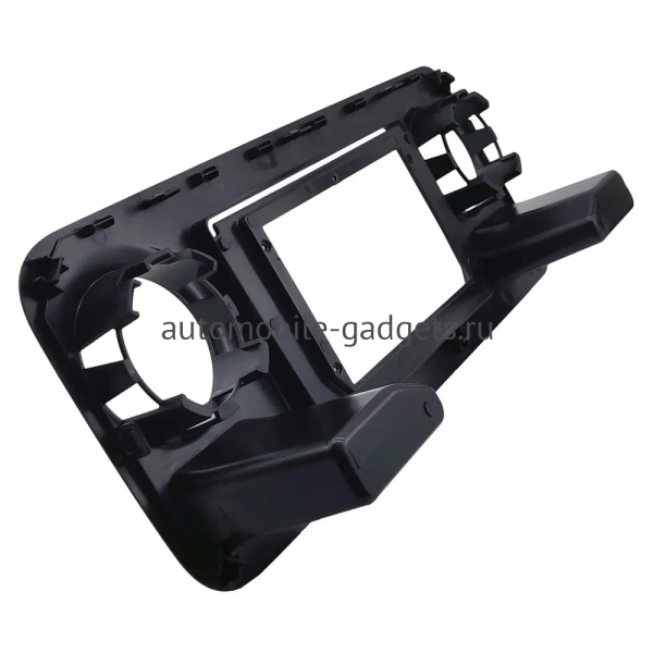 Штатное головное устройство Teyes CC2L PLUS 1/16 10 дюймов RM-10-2049 для Mercedes-Benz Sprinter (w907) 2018-2024 на Android 8.1 (DSP, IPS, AHD)