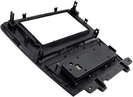 Штатное головное устройство Teyes CC2L PLUS 2/32 10 дюймов RM-10-6175 для Ford Mustang 5 2009-2014 на Android 8.1 (DSP, IPS, AHD)