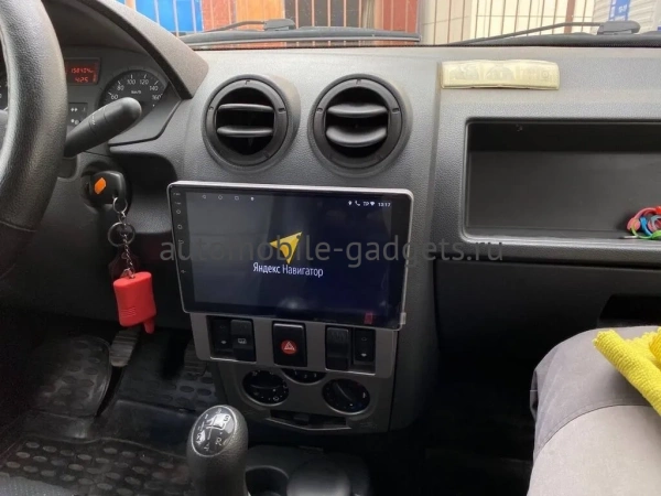 Renault Logan 2004-2009 Canbox M-Line 4544-9-674 на Android 10 (4G-SIM, 2/32, DSP, QLed)