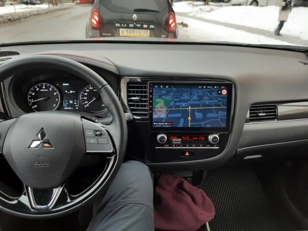 Штатная магнитола Mitsubishi Outlander 3 2012-2024 Canbox RS10-1153 1.5/32 на Android 10 (IPS, DSP, CarPlay)