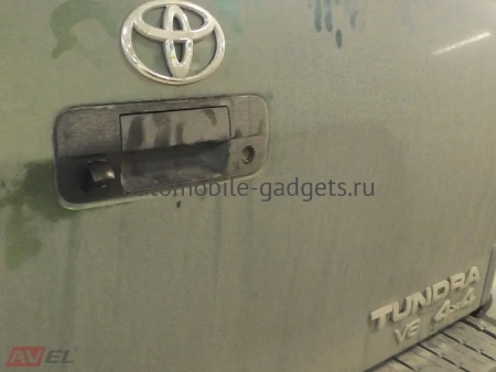 Универсальная камера переднего/ заднего вида с переключателем AHD/CVBS AVS330CPR980V для установки на вертикальную плоскость