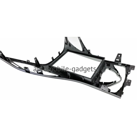 Штатное головное устройство Hyundai Grandeur 5, Azera 2 2011-2016 (серебряная) Canbox (Tesla style) 9.7 дюймов 2/32 GT096-1312-117 на Android 10 (QLed, DSP, CarPlay)