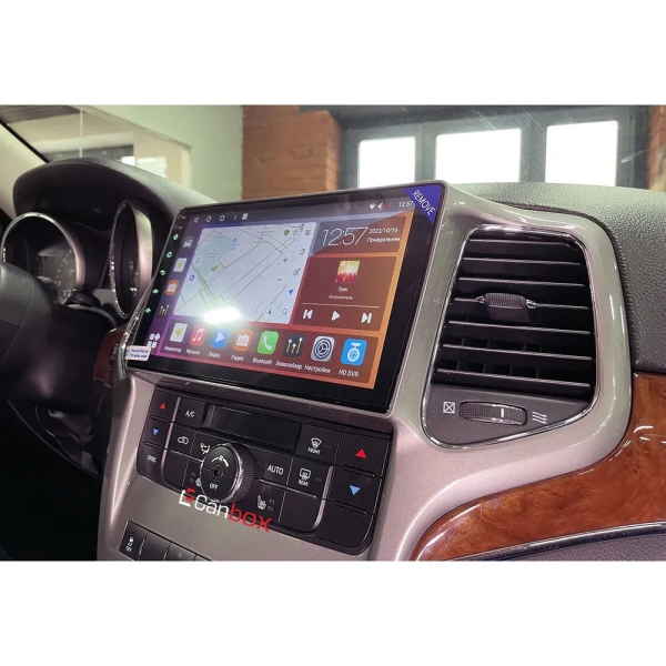 Штатная магнитола Canbox Logic-i3 2K 5735-9481 для Jeep Grand Cherokee 4 (WK2) 2010-2013 на Android 11 (4G-SIM, 8/256, DSP, 360, QLed)