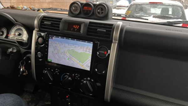 FarCar S500 BM3246M штатная магнитола для Toyota FJ Cruiser 2005-2022 на Android 14 c 4Gb, DSP, 4G