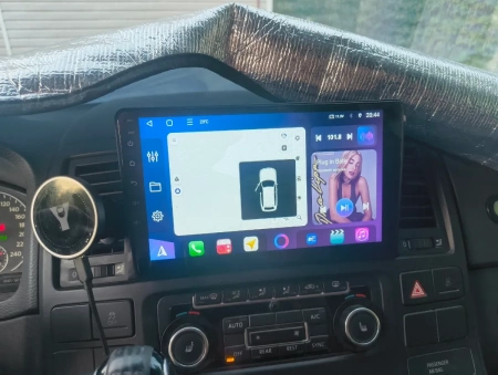 FarCar S500 BM042-MM штатная магнитола для Volkswagen Multivan T5 (2003-2015) на Android 14 c 4Gb, DSP, 4G