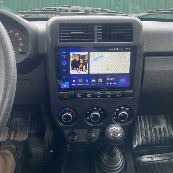 Штатное головное устройство Lada Niva Legend, Urban, Bronto, 2121, 2131 (4x4), ВИС 2346 2021-2025 Teyes CC3L WIFI 2/32 9 дюймов RM-9-3194 на Android 8.1 (DSP, IPS, AHD)