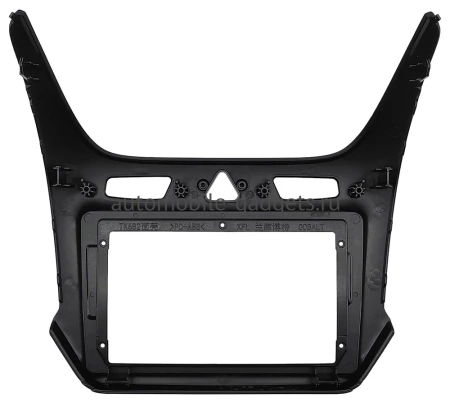 Штатное головное устройство Teyes CC2L PLUS 2/32 9 дюймов RM-9-408 для Ravon R4 2016-2020 (черный глянец) на Android 8.1 (DSP, IPS, AHD)