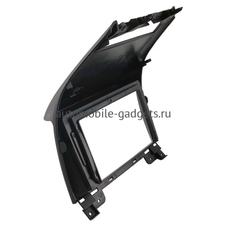 Штатное головное устройство Luxgen U7 Turbo 2013-2020 Teyes CC3 4/32 9 дюймов RM-9-2126 на Android 10 (4G-SIM, DSP, QLed)