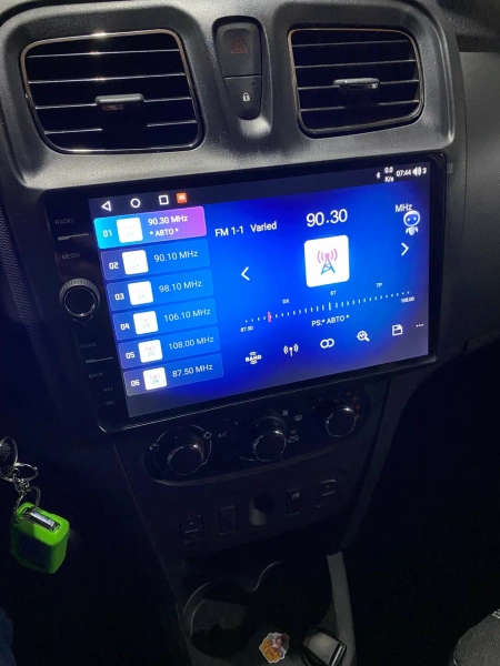 Штатная магнитола Renault Logan 2, Sandero 2 (Stepway) 2012-2022 Canbox PRO-Line 7871-1090 на Android 13 (4G-SIM, 6/128, DSP, QLed)