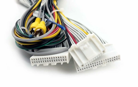 Штатное головное устройство Infiniti M25, M37, M56 2010-2013, Q70 2013-2019 Teyes CC3L WIFI 2/32 9 дюймов RM-9-0784 на Android 8.1 (DSP, IPS, AHD) (Тип B, для авто с кнопкой TEL)