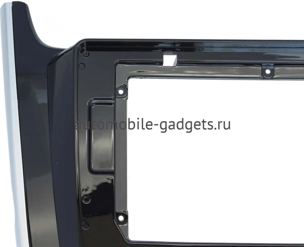 Штатное головное устройство Teyes CC2L PLUS 1/16 10 дюймов RM-10-1226 для Toyota Harrier 3 (XU60) 2013-2017 (для авто с круговым обзором) на Android 8.1 (DSP, IPS, AHD)