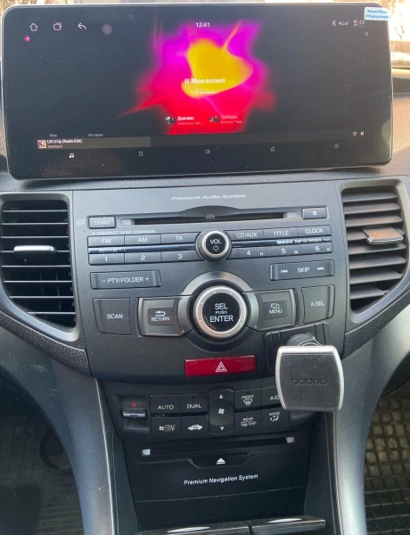 Штатная магнитола Honda Accord 8 2007-2015 12.3 дюйма Canbox H-Line 7810-0299 на Android 10 (4G-SIM, 8/256, DSP, QLed) BMW Style