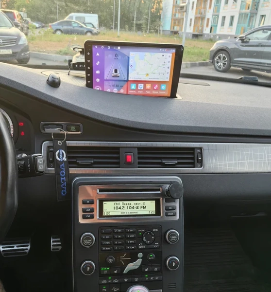 Штатная магнитола Volvo S80 2, XC70 2 2007-2010 (для Dynaudio) Canbox RS9-014 1.5/32 Android 10 (IPS, DSP, CarPlay)