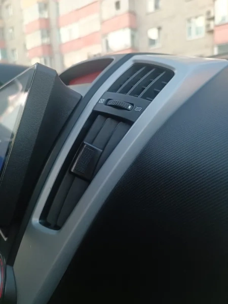 Kia Ceed 2010-2012 (с климат-контролем) Canbox M-Line 4544-9-KI165N на Android 10 (4G-SIM, 2/32, DSP, QLed)
