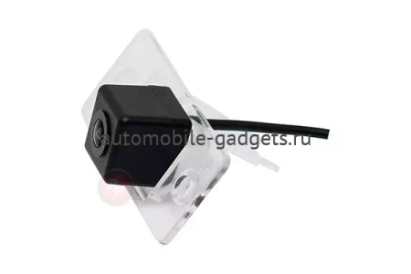 Камера заднего вида для Skoda Fabia (2007-2013), Yeti (2009-2013) RedPower VW034P Premium