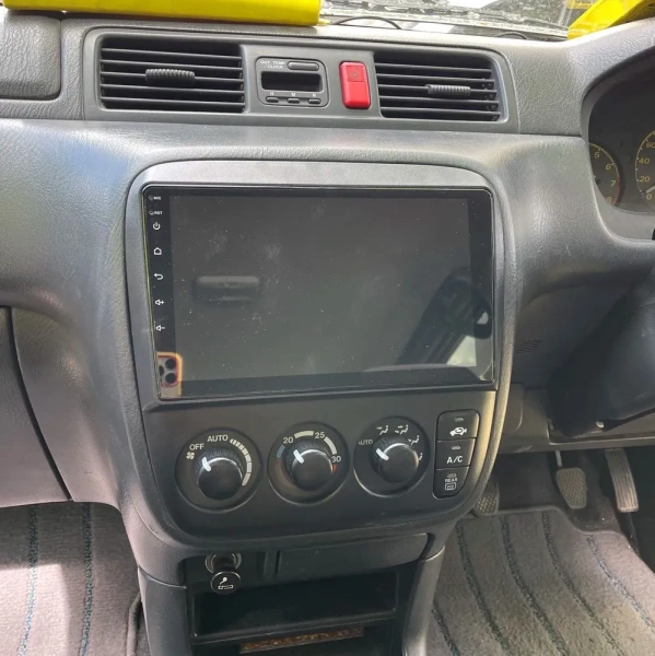 Штатное головное устройство Honda CR-V 1995-2001 Teyes CC3L WIFI 2/32 9 дюймов RM-9167 на Android 8.1 (DSP, IPS, AHD)