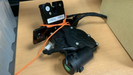 Aviline TCS-21 Z Электро подъемник крышки багажника (5-й двери) для HYUNDAI TUCSON 2021+ Aviline TCS-21 Z Электро подъемник крышки багажника (5-й двери) для HYUNDAI TUCSON 2021+