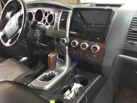 Штатная магнитола Toyota Sequoia 2, Tundra 2 2007-2022 Canbox L-Line 4170-1062 на Android 10 (4G-SIM, 2/32, TS18, DSP, QLed) (без усилителя JBL)