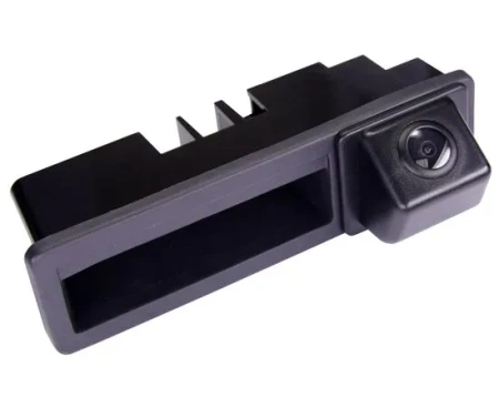 Штатная камера заднего вида Pleervox PLV-CAM-AU05 для Audi A6 2006-2011 в ручку багажника