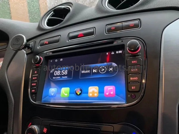 Магнитола в штатное место Ford Focus 2, C-MAX, Mondeo 4, S-MAX, Galaxy 2, Tourneo Connect (2006-2015) (черный) Carmedia KR-7005B-S10 на Android 10 (4G-SIM, 4/64, DSP)
