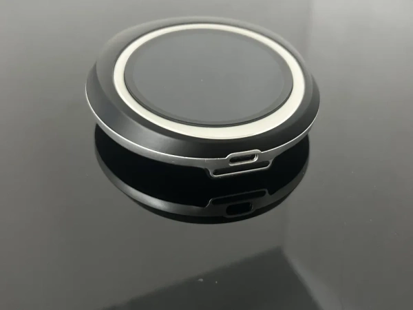 Airoc AI-808 Ai Box Мультимедийный блок расширения штатных функций CarPlay на Android 13 c 8GB, 4G