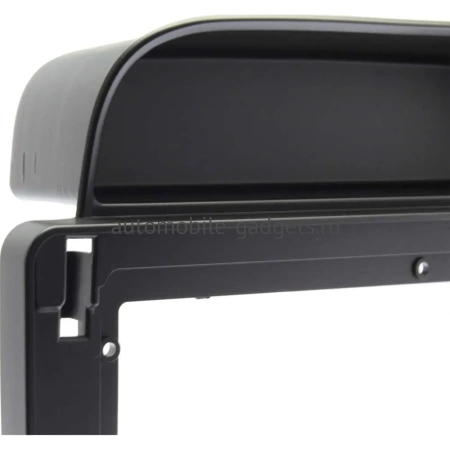 Штатное головное устройство Toyota Land Cruiser 100 1998-2002 (для авто с монитором, руль слева) Teyes CC2L PLUS 1/16 10 дюймов RM-10-1194 на Android 8.1 (DSP, IPS, AHD)