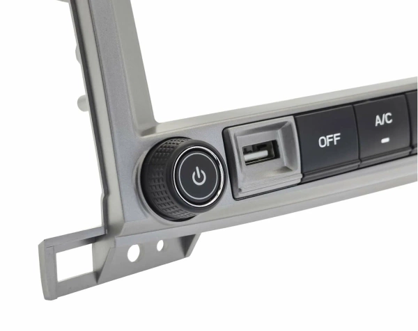 Штатная магнитола Toyota Land Cruiser 100 2002-2007 Canbox Logic-i3 2K 5734-10-1220 на Android 11 (4G-SIM, 6/128, DSP, 360, QLed)