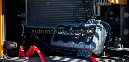 NOCO GB251+ MAX сверхмощное ультрабезопасное литиевое портативное пусковое устройство (3000A, 24В)
