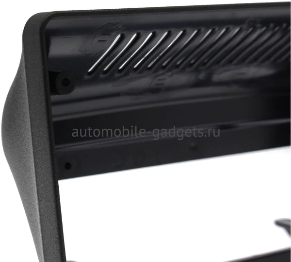 Штатная магнитола Canbox H-Line 7842-9-1225 для Toyota Echo, Vitz, Yaris 1999-2005 (крепление сверху) на Android 10 (4G-SIM, 4/32, DSP, QLed)