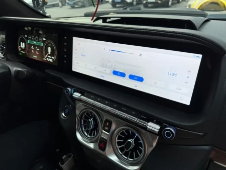 Kuberg ZH-221 магнитола для Toyota LC 200 2015-2021 (высокие комплектации) на Android 13 c 8GB, DSP, 4G