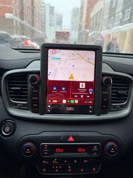 Штатное головное устройство Kia Sorento 3 Prime 2014-2020 (темно-серая) Canbox (Tesla style) 9.7 дюймов 4/64 GTR096-1312-210 на Android 10 (QLed, DSP, CarPlay)