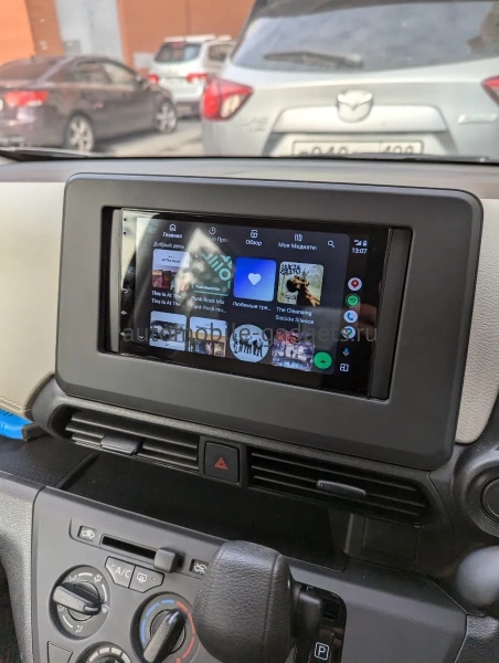 Магнитола в штатное место 2 din Nissan Juke, Serena 4 (C26), March (K13), Serena 5 (C27), Note 2, Dayz 2 2010-2024 Canbox M-Line 9863-RP-NSUNB-142 на Android 10 (4G-SIM, 2/32, DSP)