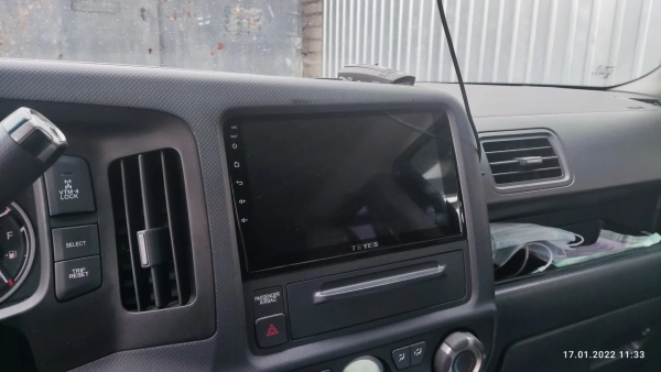 Штатное головное устройство Honda Ridgeline 2005-2014 Teyes CC3L WIFI 2/32 9 дюймов RM-9-2685 на Android 8.1 (DSP, IPS, AHD)