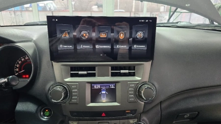 Штатная магнитола Toyota Highlander (U40) 2007-2013 12,3 дюйма Kuberg HP-T1231-P-HU123AD-8128 на Android 13 (4G-SIM, 8/128, DSP, QLed) AUDI Style