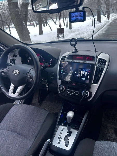 Штатная магнитола Canbox EVO 5811-9-KI165N для Kia Ceed 2010-2012 (с климат-контролем) на Android 14 (4G-SIM, 6/128, DSP, QLed, AI, 360)