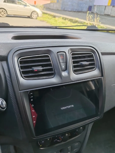 FarCar S500 TM3051-9M штатная магнитола для Renault Logan, Sandero 2013+ на Android 14 c 2Gb, DSP, 4G