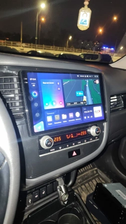 Штатное головное устройство Mitsubishi Outlander 3 2012-2024 Teyes CC3 2K 4/32 10.36 дюймов RM-10-1153 на Android 10 (4G-SIM, DSP, QLed)